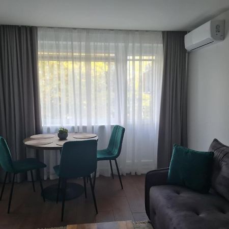 Talsa 1-Bedroom Apartment In City Center Siauliai ภายนอก รูปภาพ