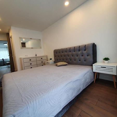 Talsa 1-Bedroom Apartment In City Center Siauliai ภายนอก รูปภาพ