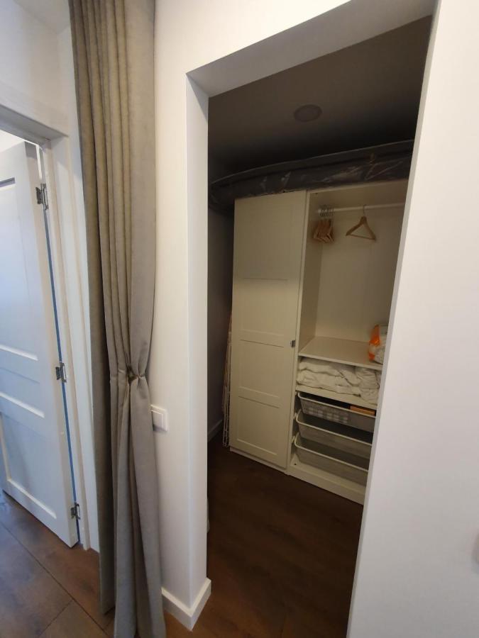 Talsa 1-Bedroom Apartment In City Center Siauliai ภายนอก รูปภาพ